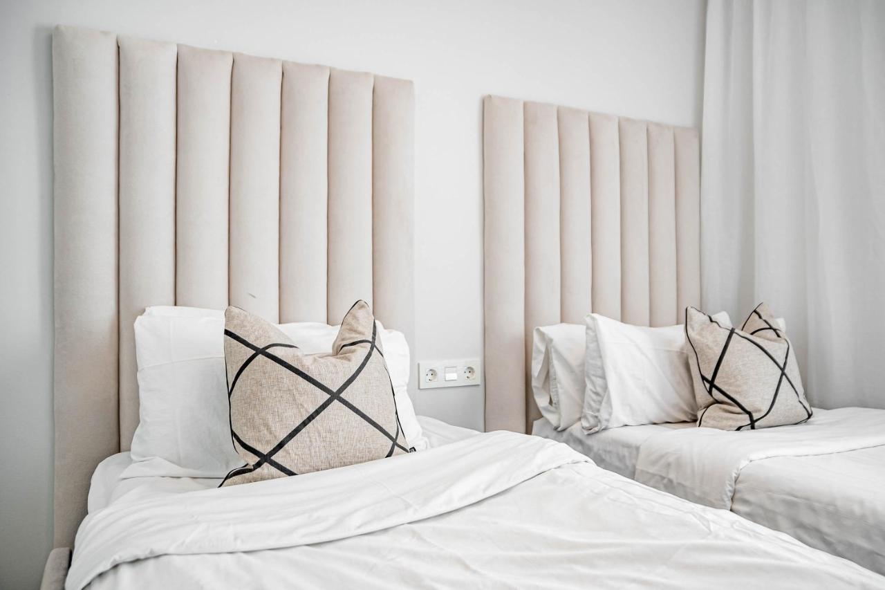 Modern Apartment In San Pedro By Costarentals - M34 Marbella Bagian luar foto